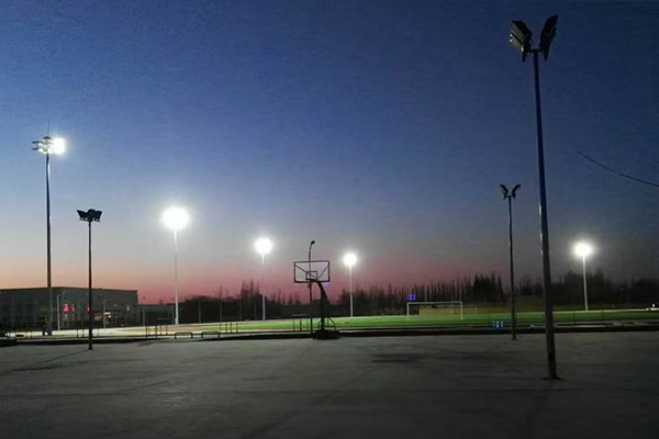 Projet d'éclairage à mât élevé du stade Jiuquan